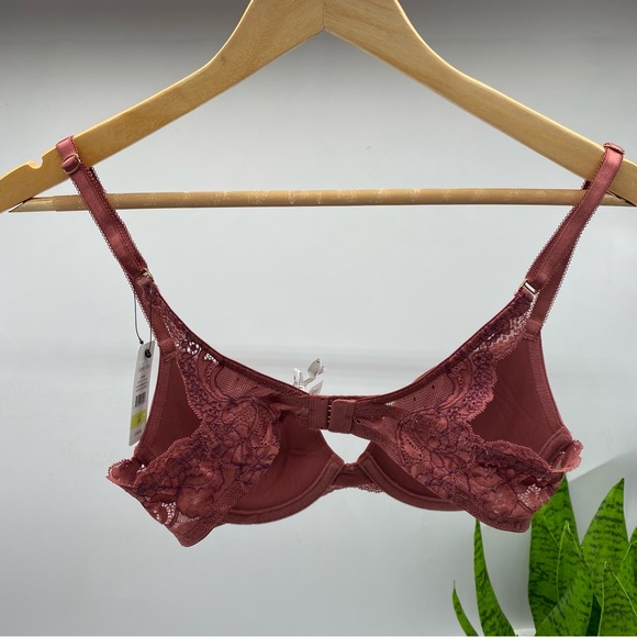 SKARLETT BLUE
Honey Multi-Way T-Shirt Bra in Honey size 32B NEW - Picture 3 of 7